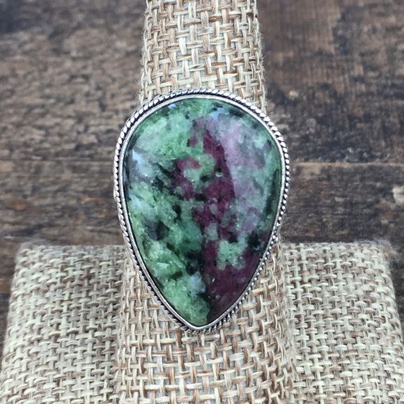 Ruby in Zoisite Stone Ring Size 8.25 - Picture 6 of 12